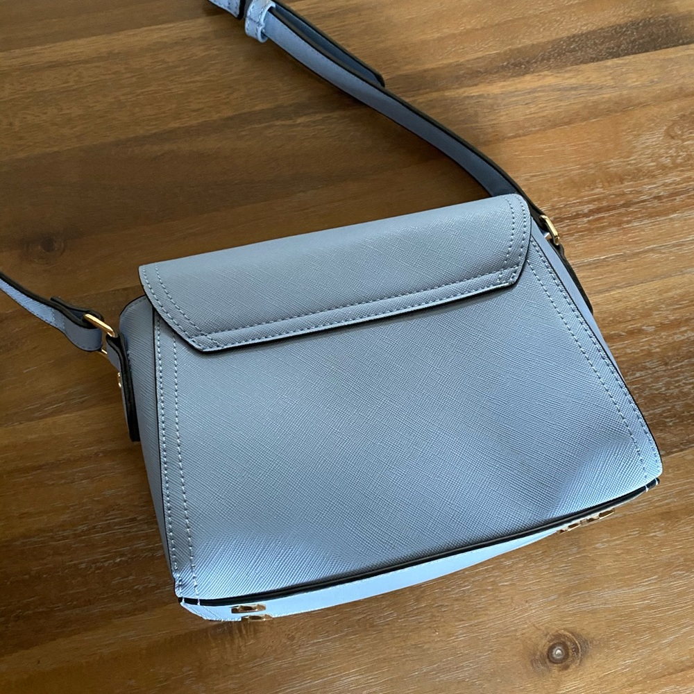 Purse - Picture 2 of 2